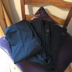 Sudara Black Over Heel Leggings Small